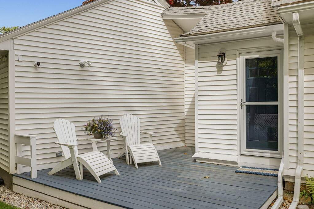 4 Bedroom Single Family Home/House's Image 5