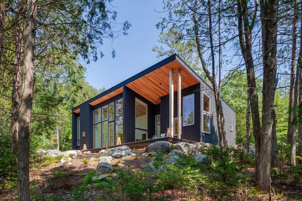 2 Bedroom Single Family Home/House's Image 12