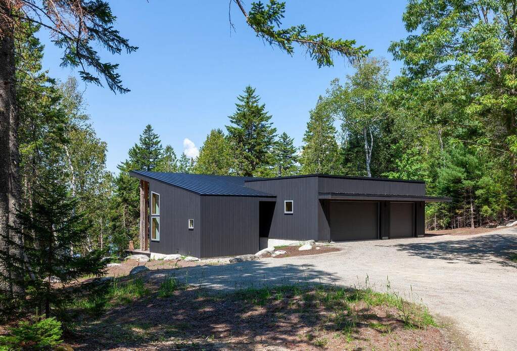 2 Bedroom Single Family Home/House's Image 25