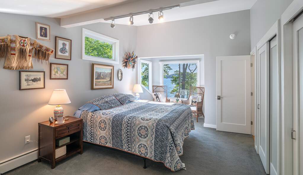4 Bedroom Single Family Home/House's Image 11