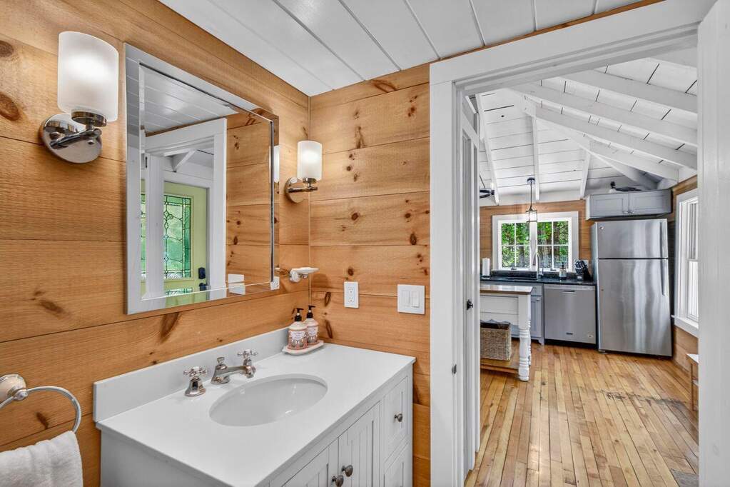 3 Bedroom Single Family Home/House's Image 9