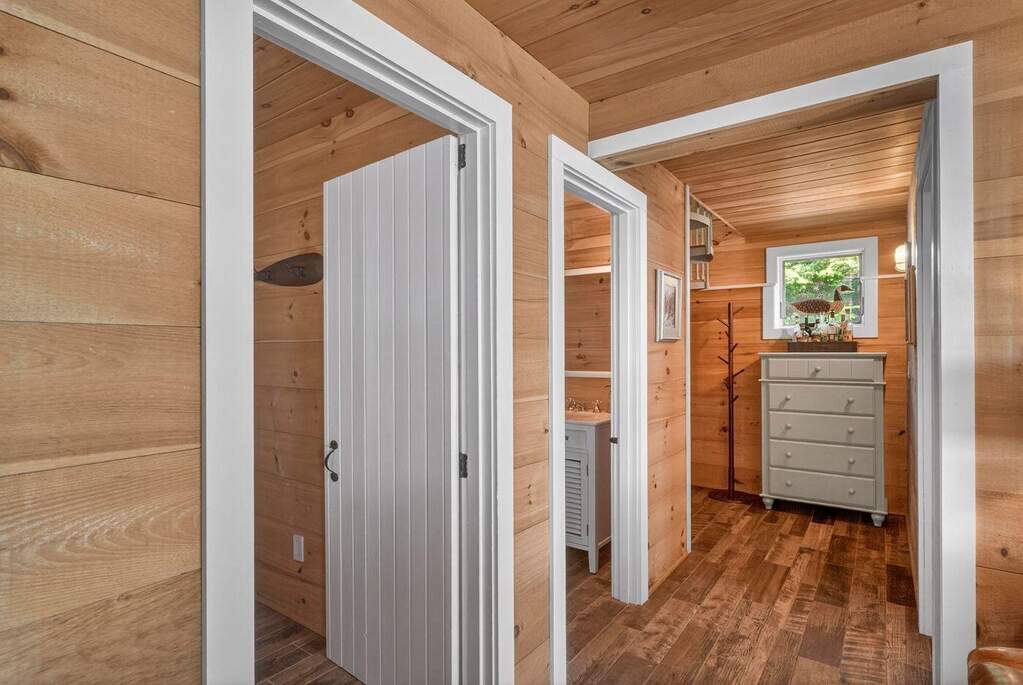 3 Bedroom Single Family Home/House's Image 12