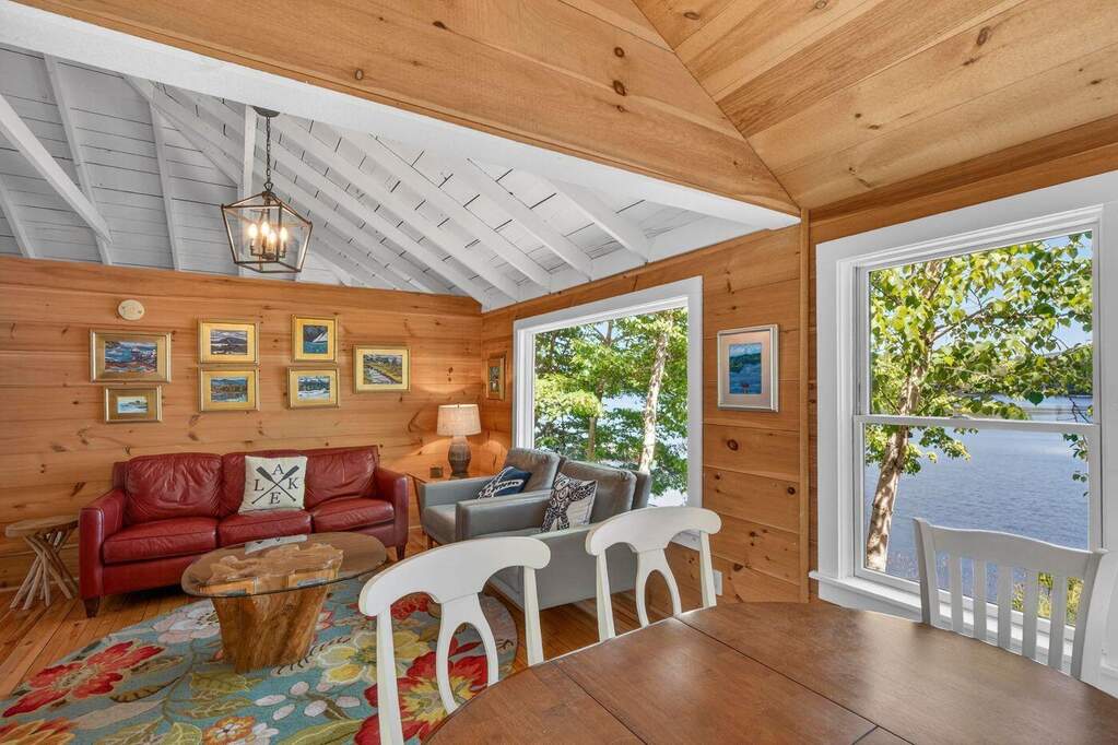 3 Bedroom Single Family Home/House's Image 3