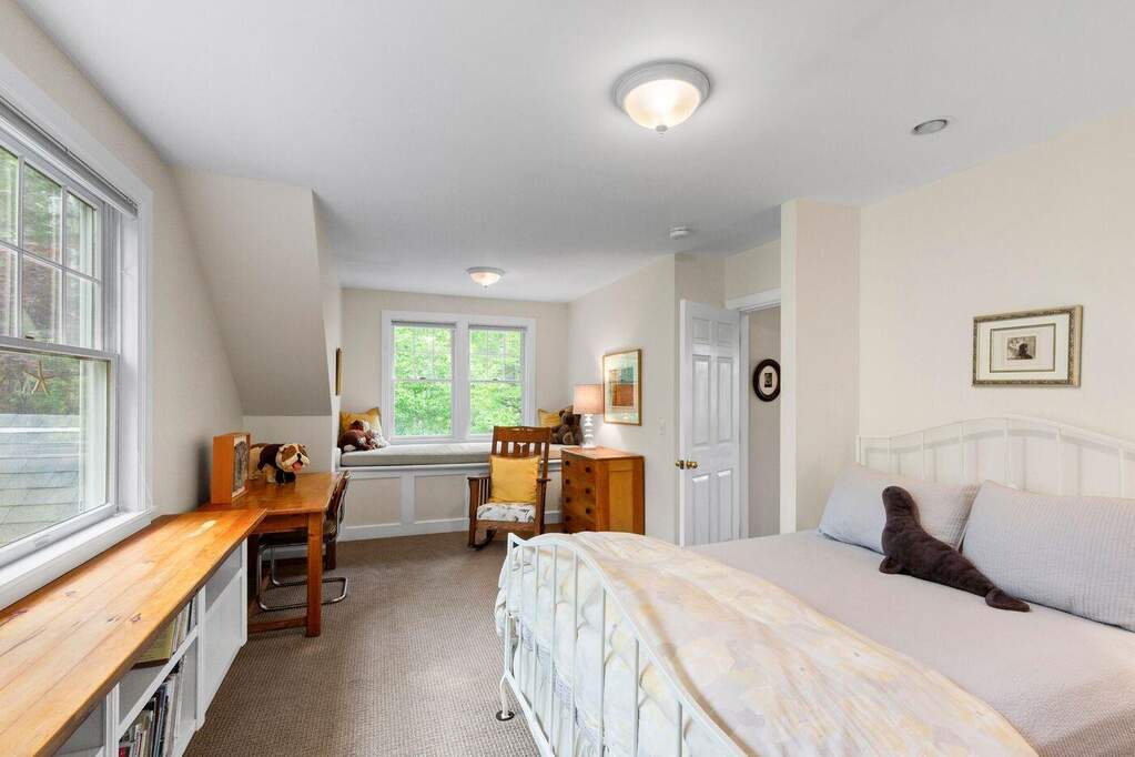 5 Bedroom Single Family Home/House's Image 20
