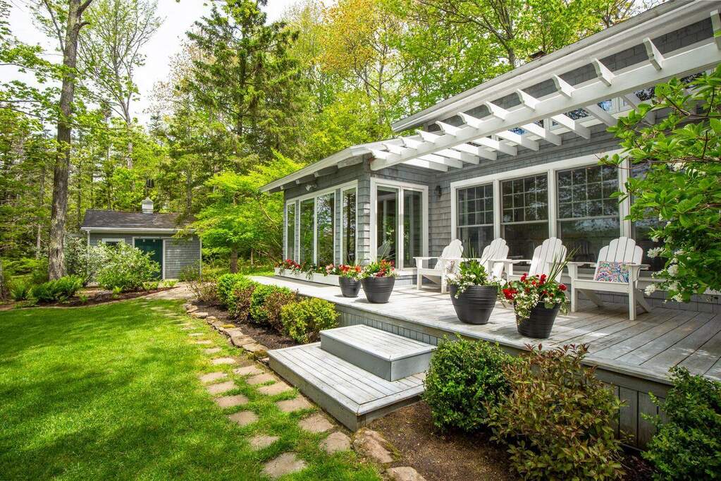 5 Bedroom Single Family Home/House's Image 34