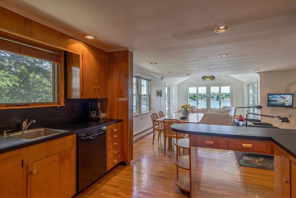 2 Bedroom Single Family Home/House's Image 16