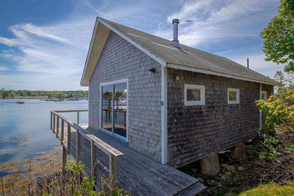 2 Bedroom Single Family Home/House's Image 33