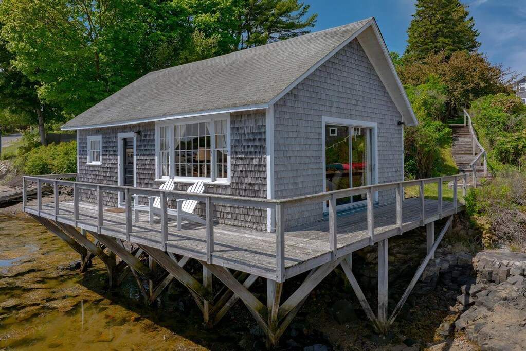 2 Bedroom Single Family Home/House's Image 35