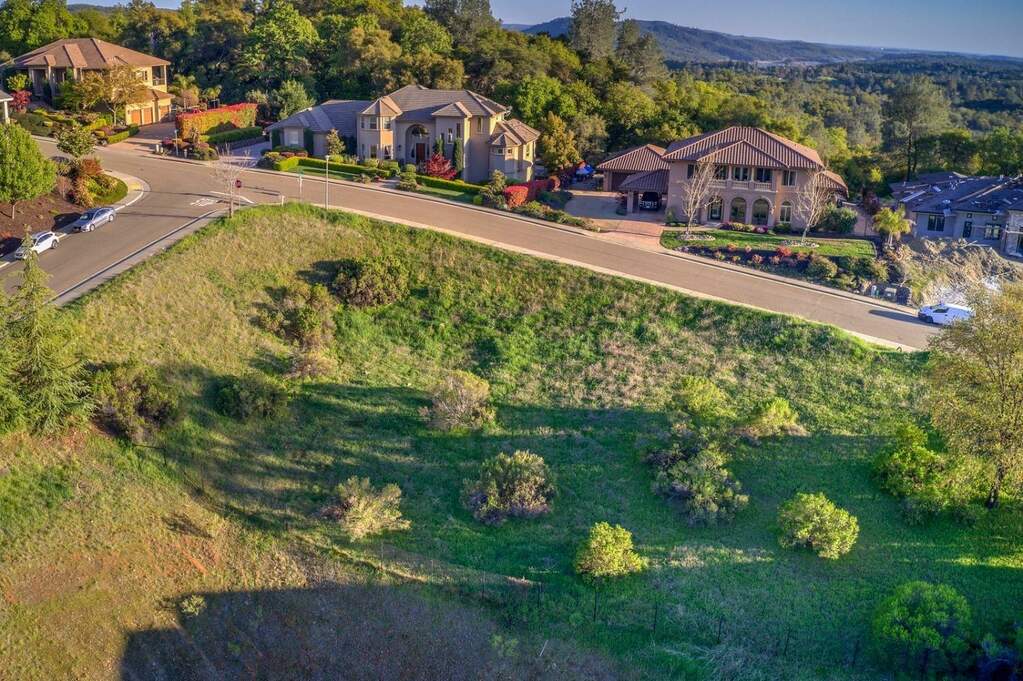 1810 Gavin Circle photo