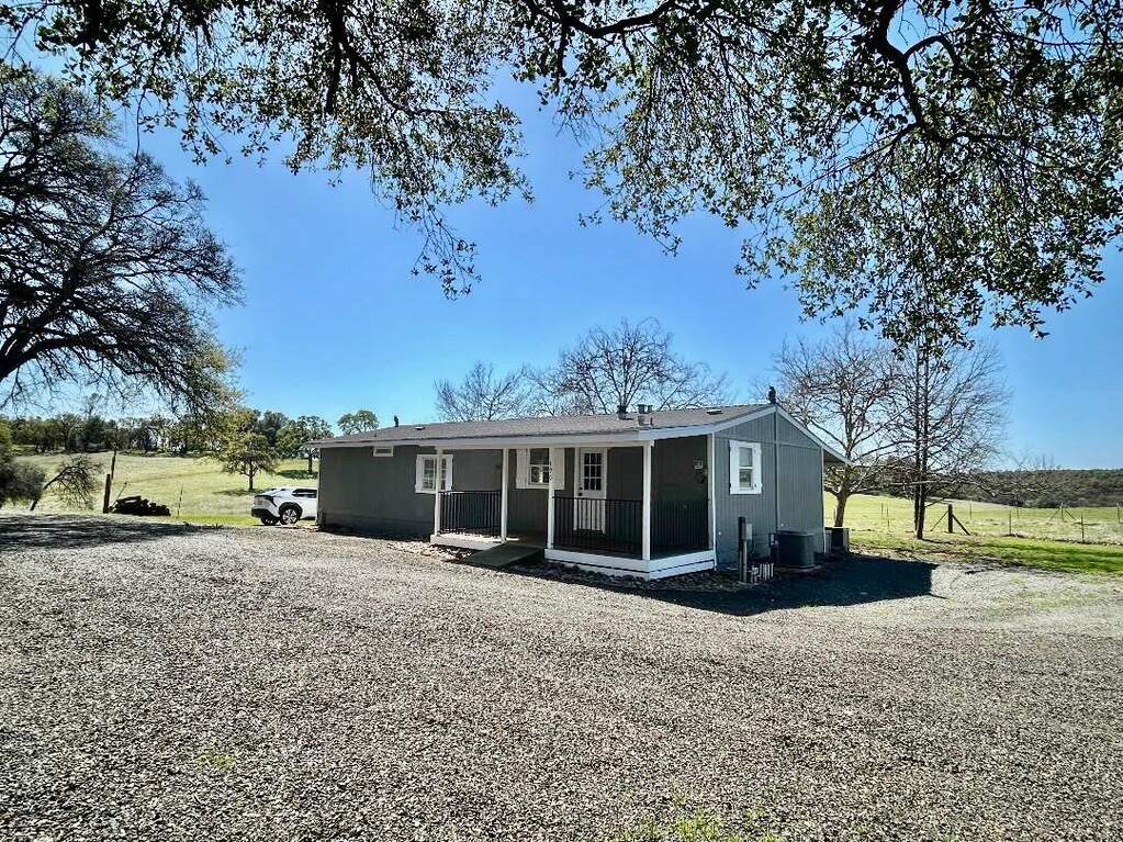 790 Los Verjeles Road photo