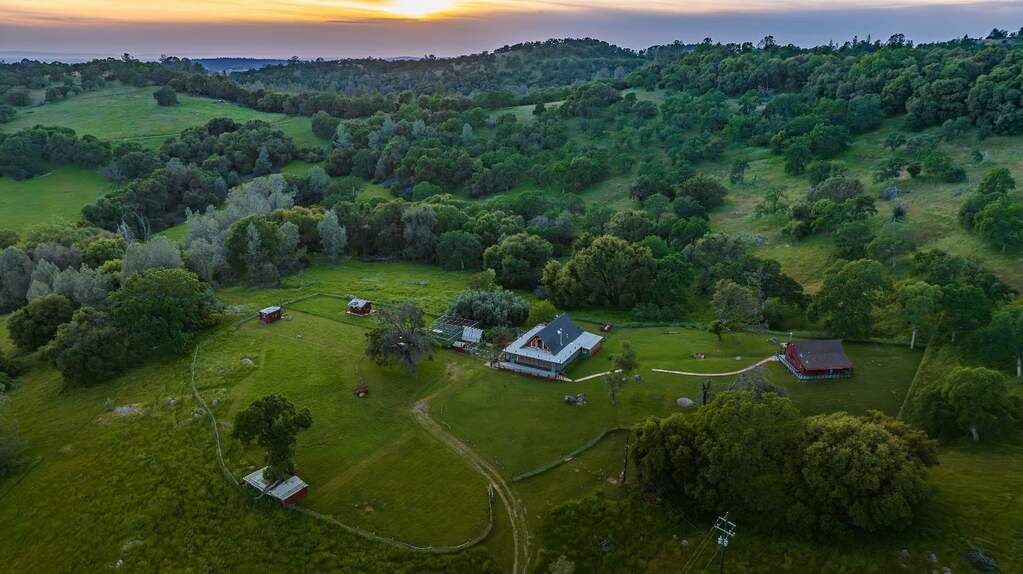 21101 Ostrom Road photo