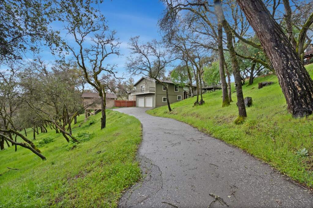 11203 Welty Lane photo