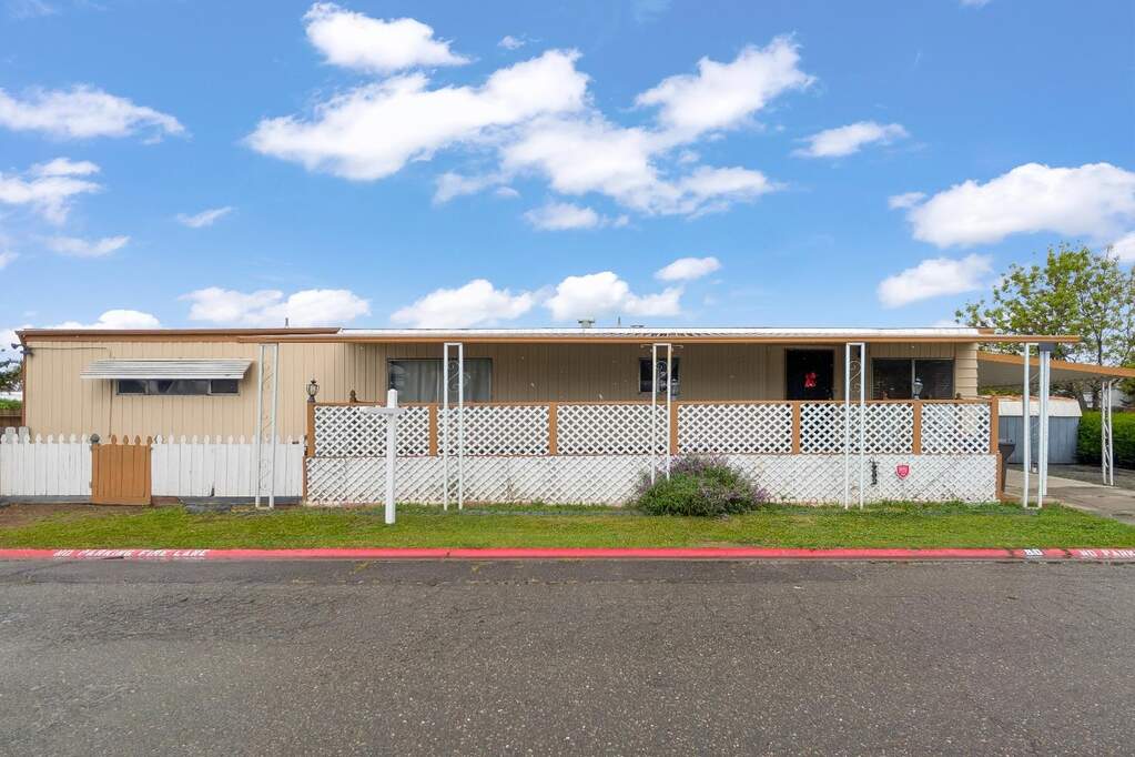 5100 N Highway 99 #90 photo