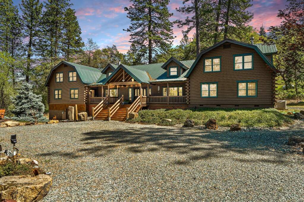 12735 Davis Lane photo