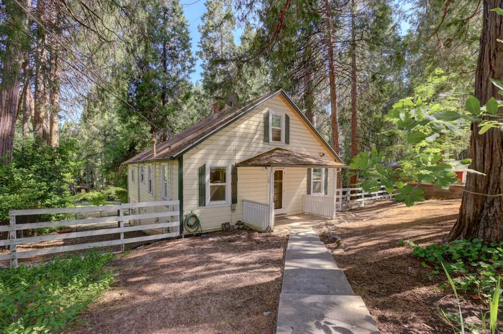 109 Martin Street, Nevada City, CA 95959