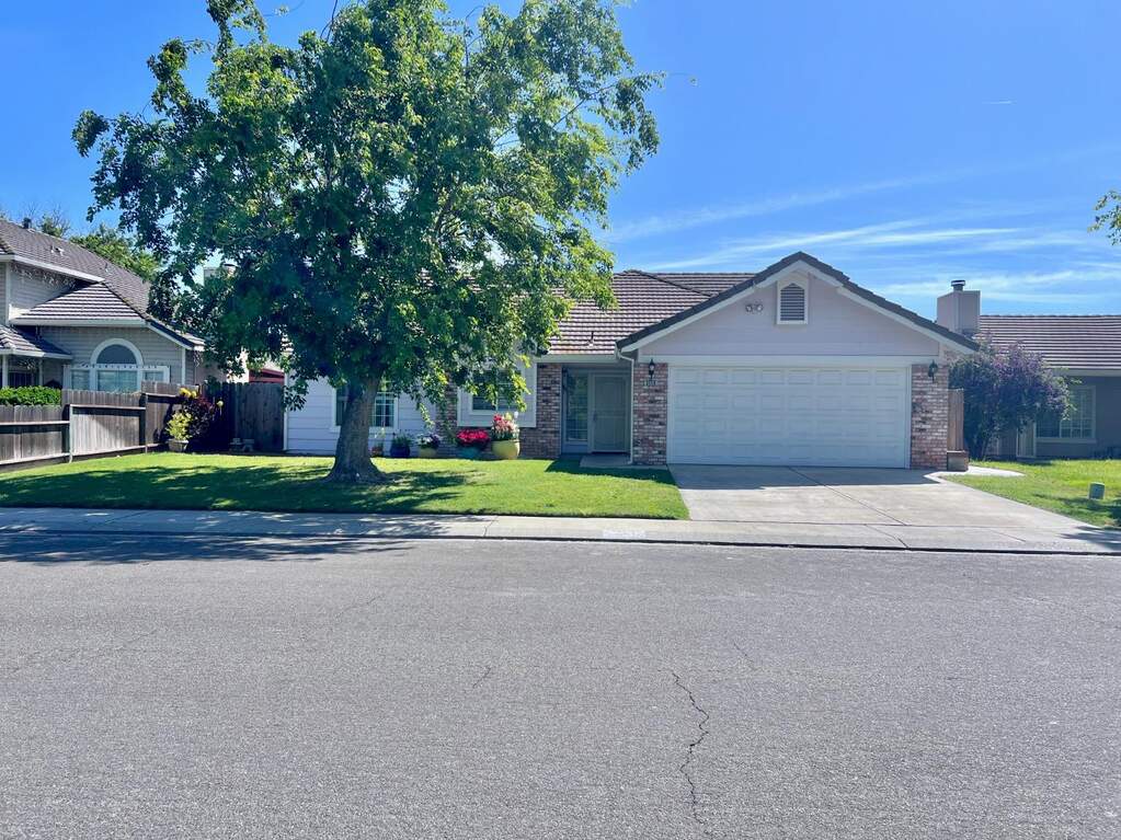 3116 Larrynell Drive photo