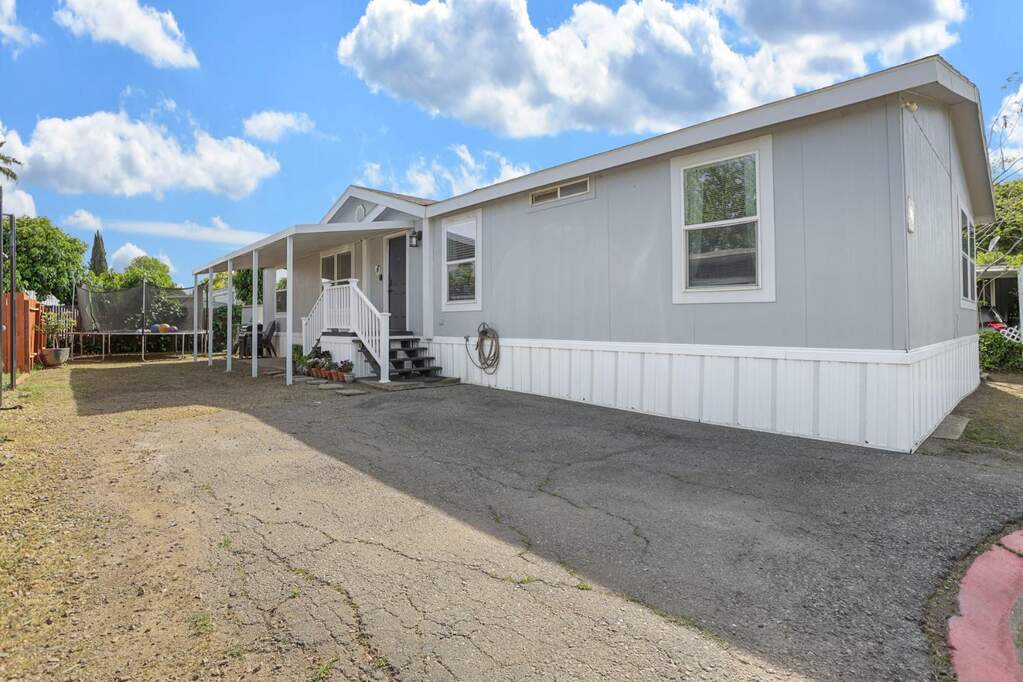5100 N Hwy 99 #182 photo