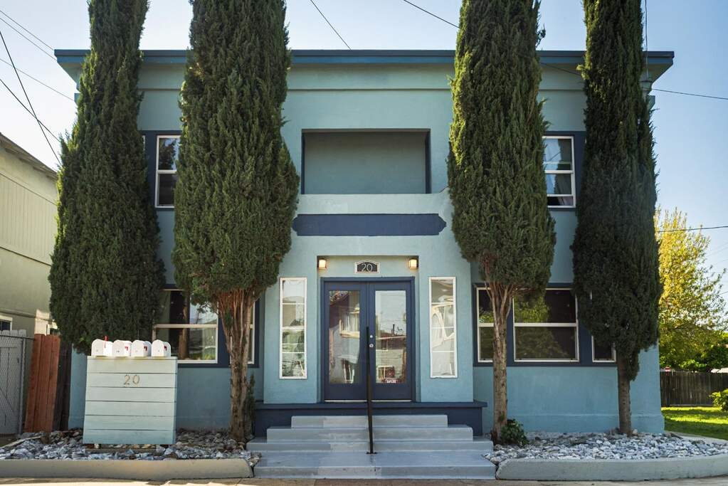 20 3rd Street photo