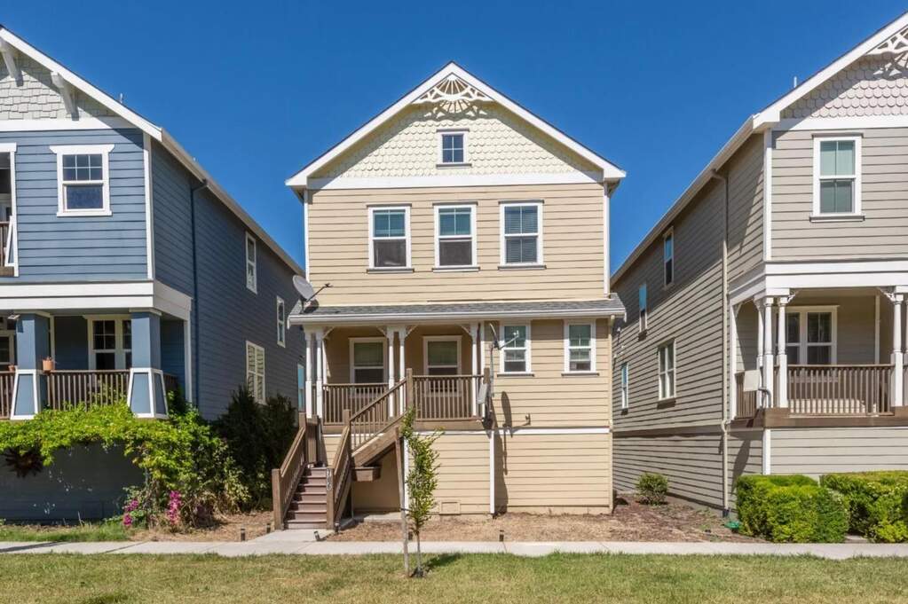 706 Anne Marie Way photo