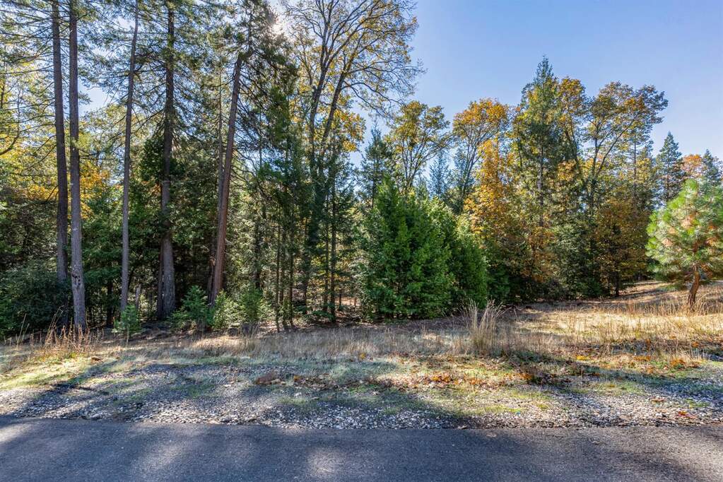 13837 Gemini Court, Nevada City, CA 95959