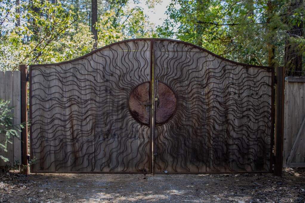 5734 Wilder Road photo