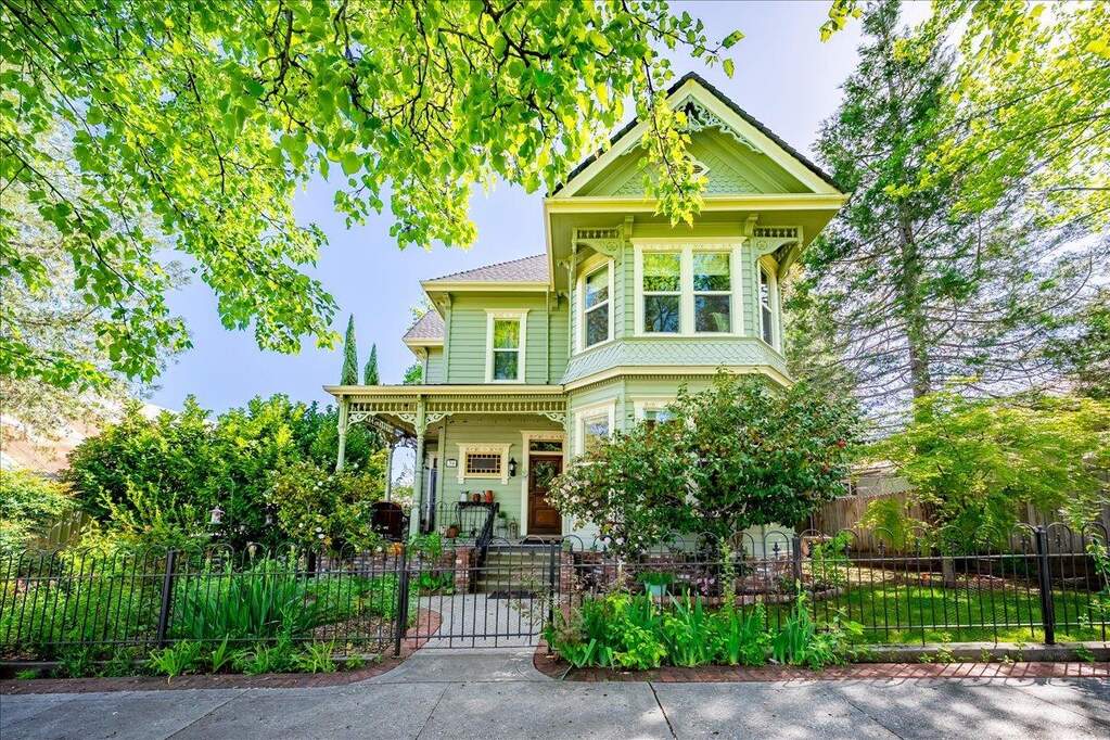 30 W Grass Valley Street photo