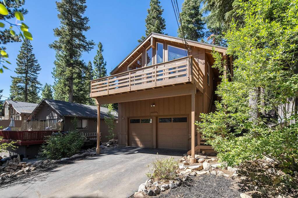 5237 Turquoise Avenue photo