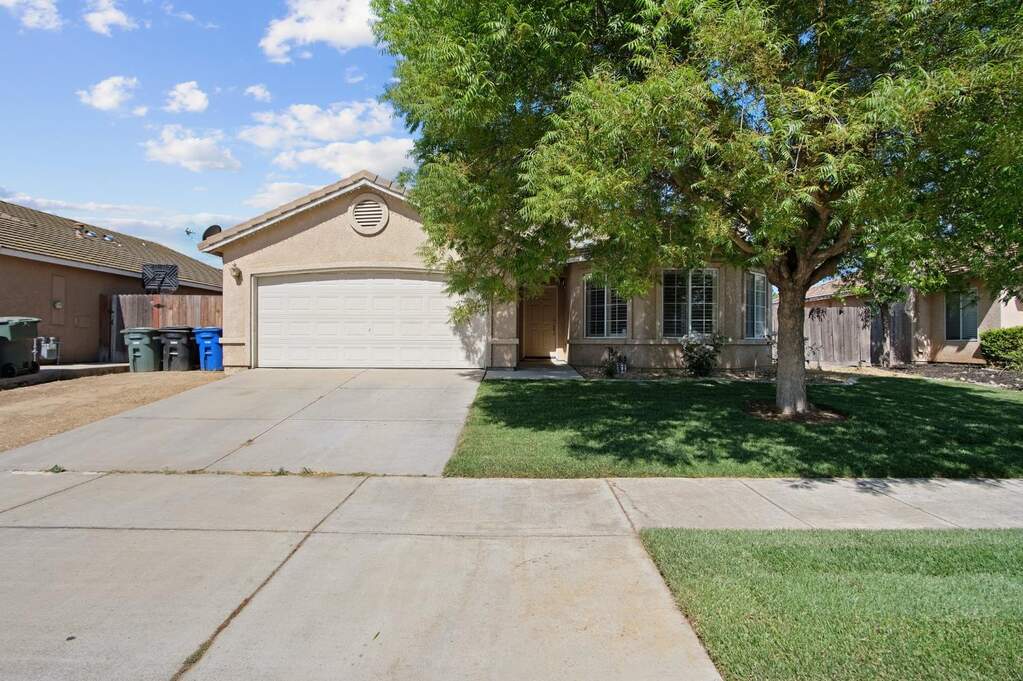 2711 Cameron Park Drive photo
