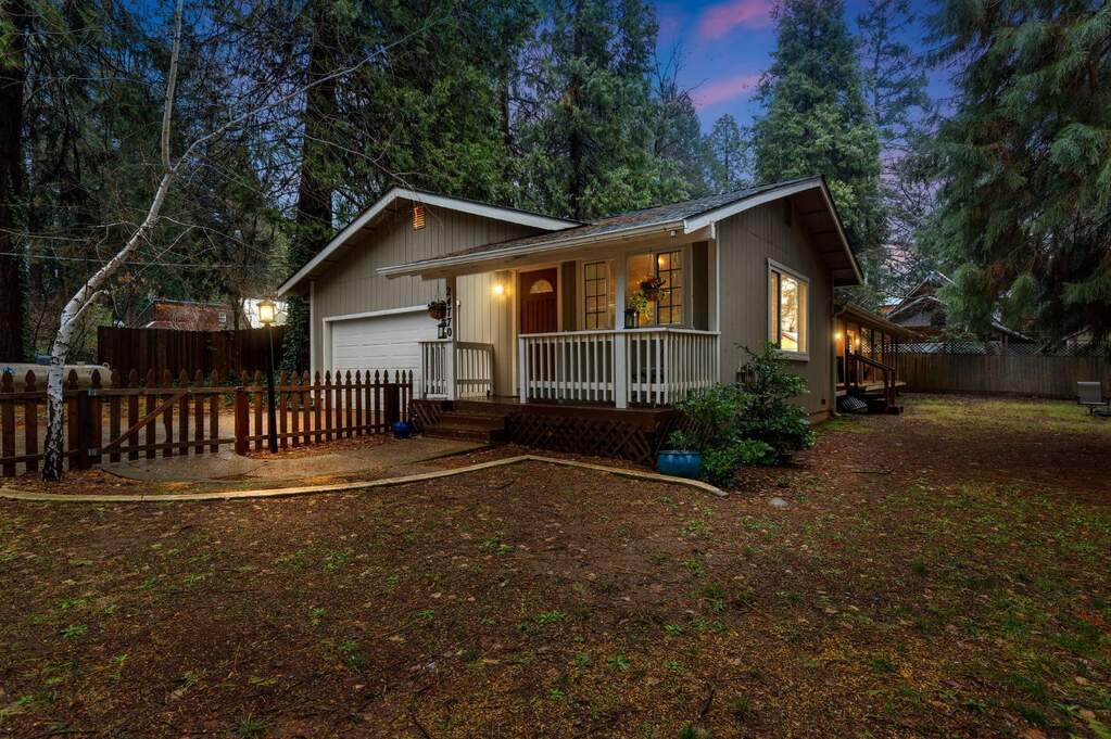24770 Harrison Street photo