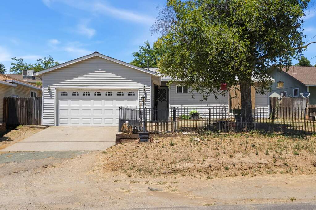 18651 Mill Street photo