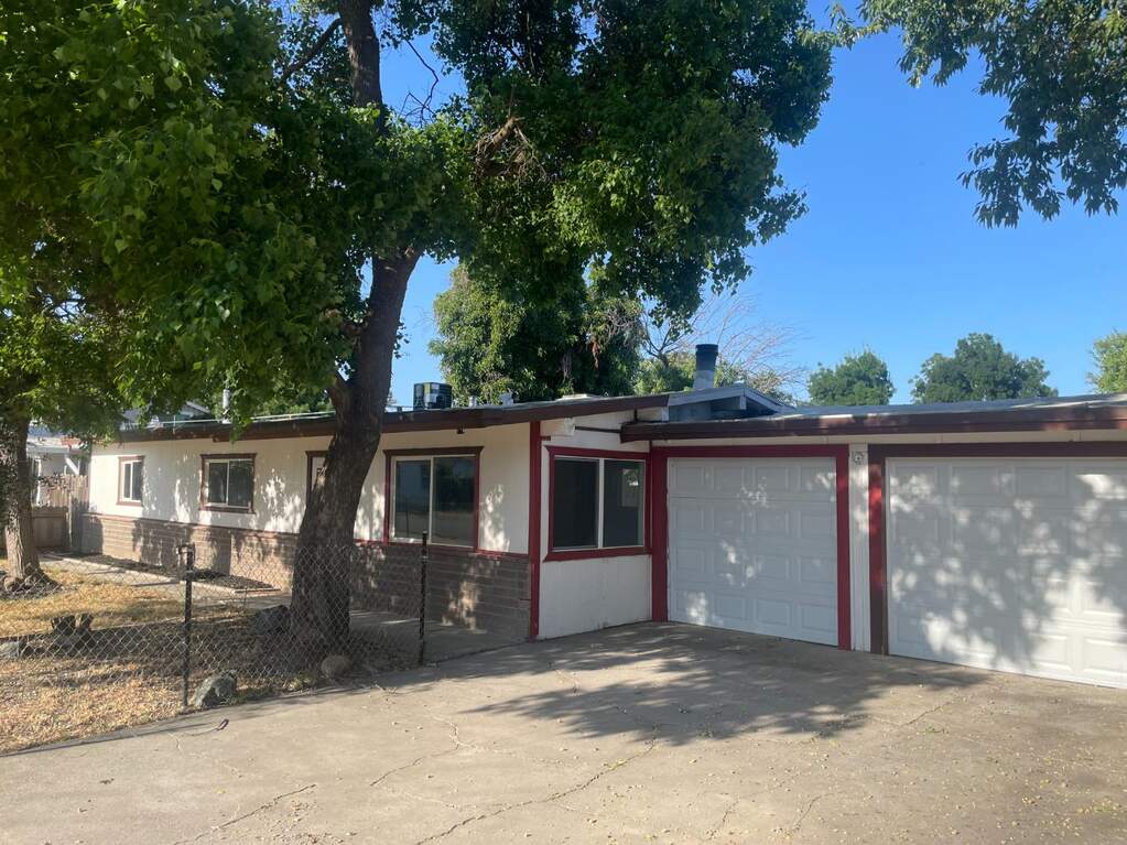 2441 Madrone Street photo