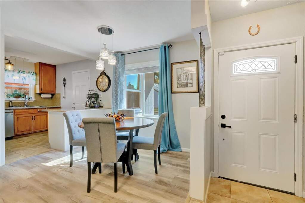 370 Pine Way, Yuba City, CA 95991