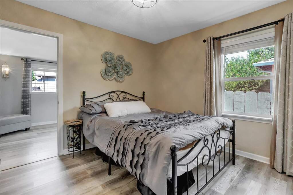 370 Pine Way, Yuba City, CA 95991