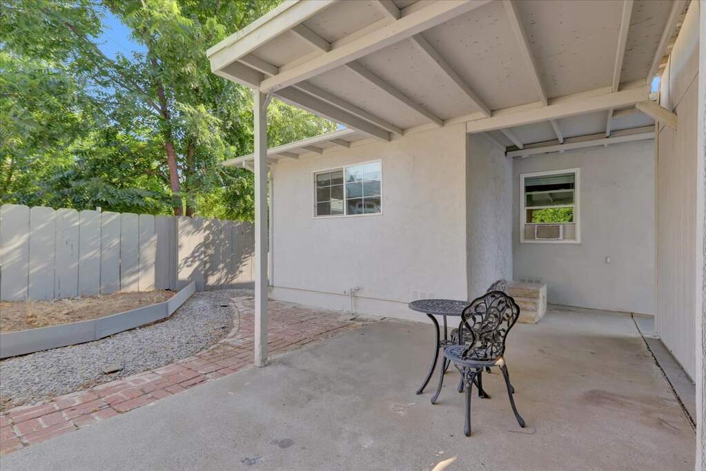 370 Pine Way, Yuba City, CA 95991