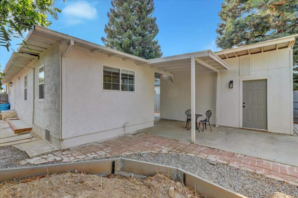 370 Pine Way, Yuba City, CA 95991