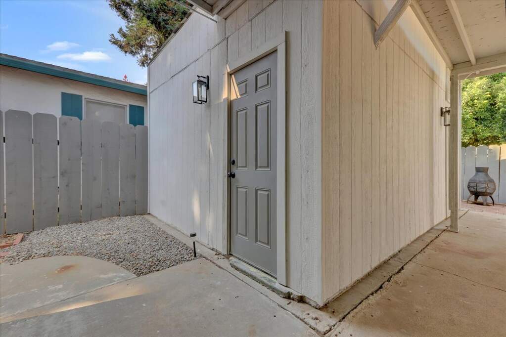 370 Pine Way, Yuba City, CA 95991