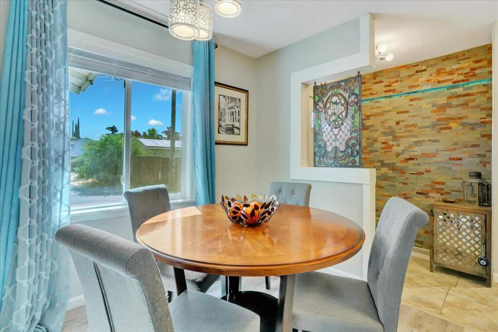 370 Pine Way, Yuba City, CA 95991