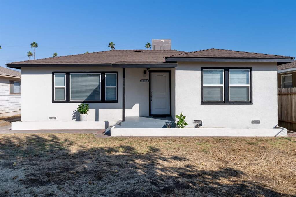 1017 Kings Avenue photo