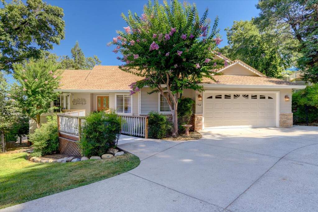 768 Morgan Ranch Drive photo