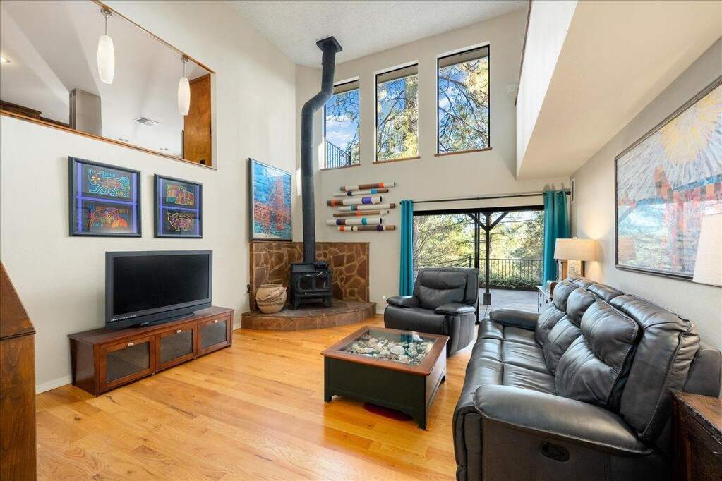 7040 Goferbroke Road photo