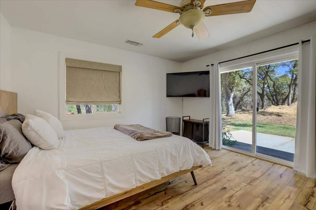 20100 John Born Road, Penn Valley, CA 95946