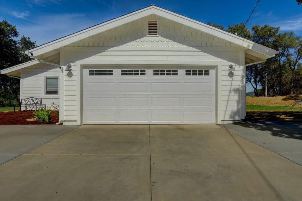 20100 John Born Road, Penn Valley, CA 95946