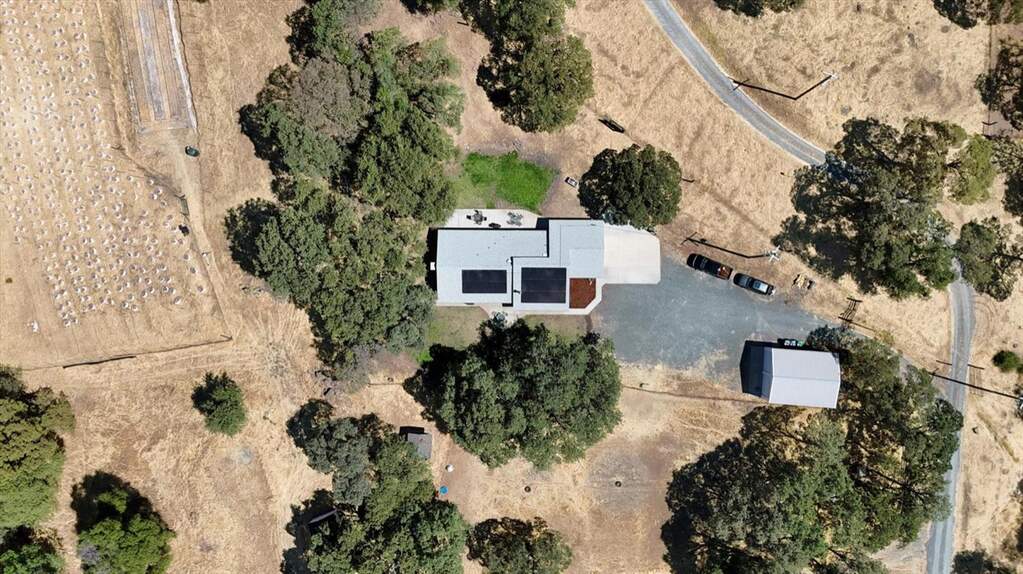 20100 John Born Road, Penn Valley, CA 95946