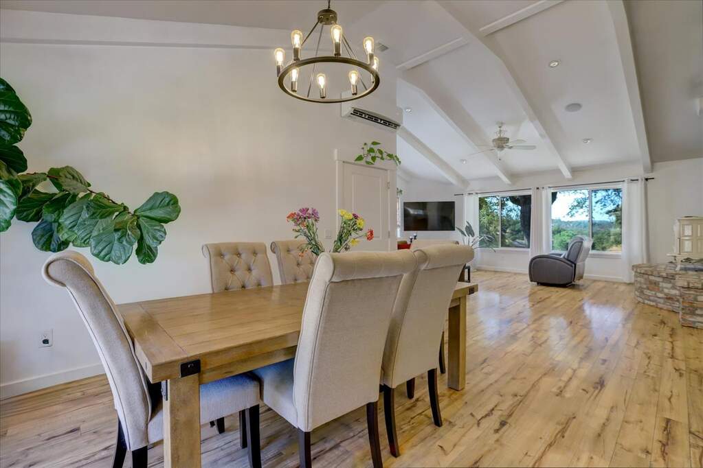 20100 John Born Road, Penn Valley, CA 95946