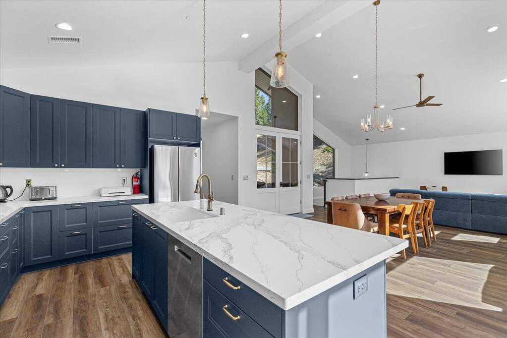 20603 Longridge Court, Groveland, CA 95321