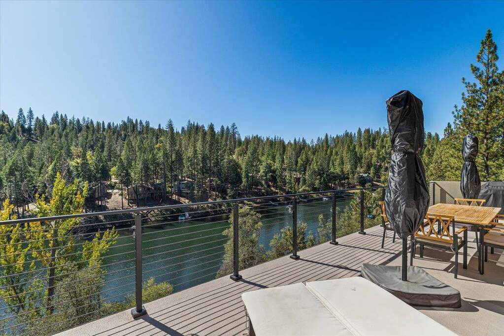 20603 Longridge Court, Groveland, CA 95321