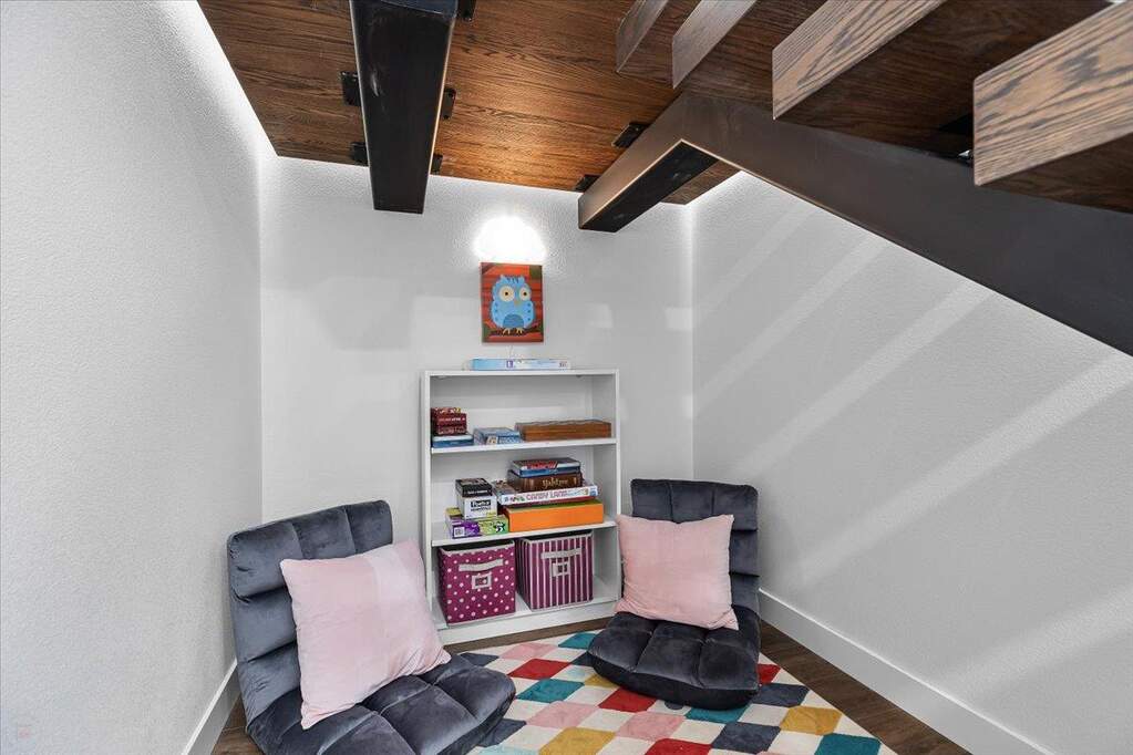 20603 Longridge Court, Groveland, CA 95321