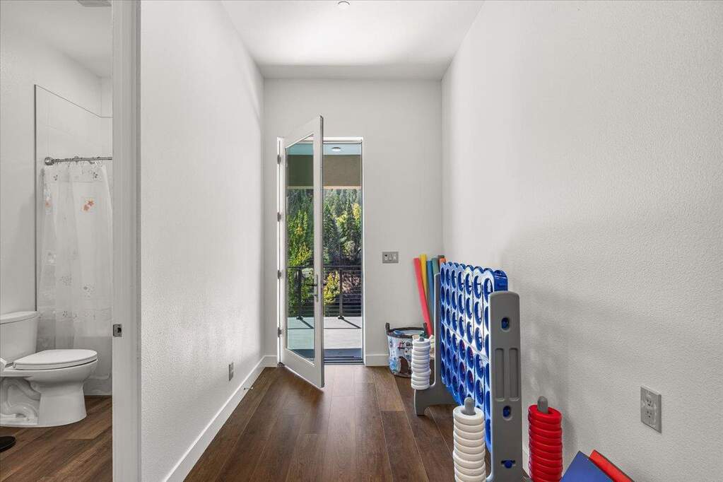 20603 Longridge Court, Groveland, CA 95321