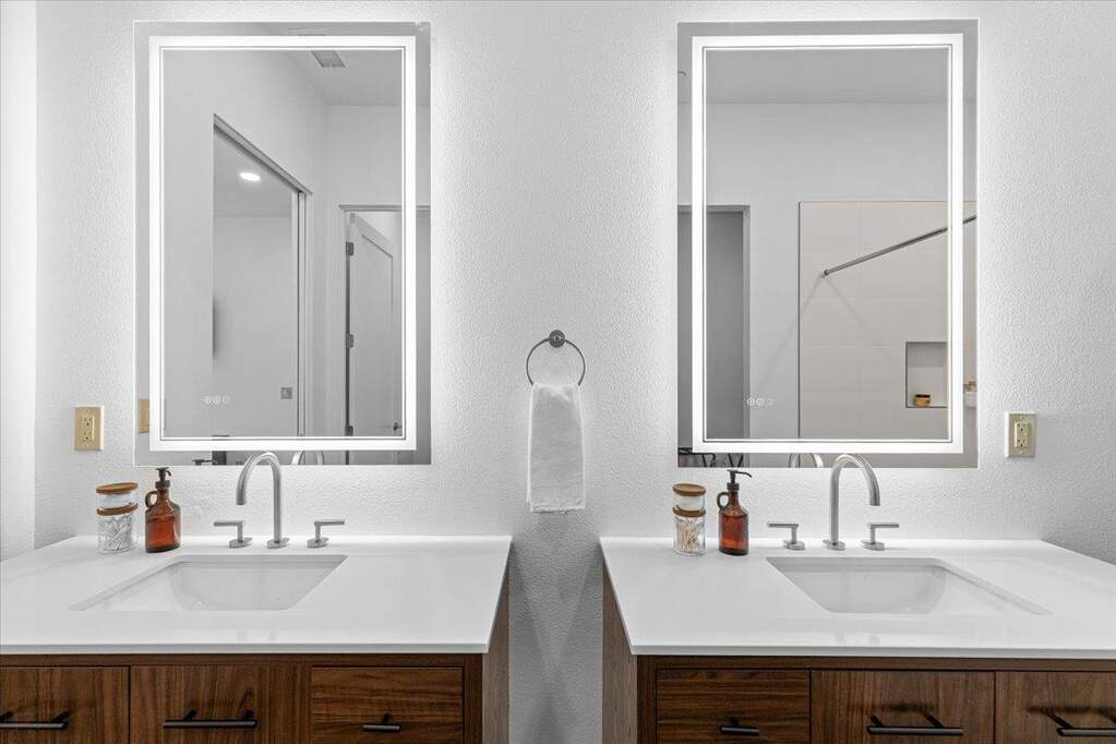 20603 Longridge Court, Groveland, CA 95321