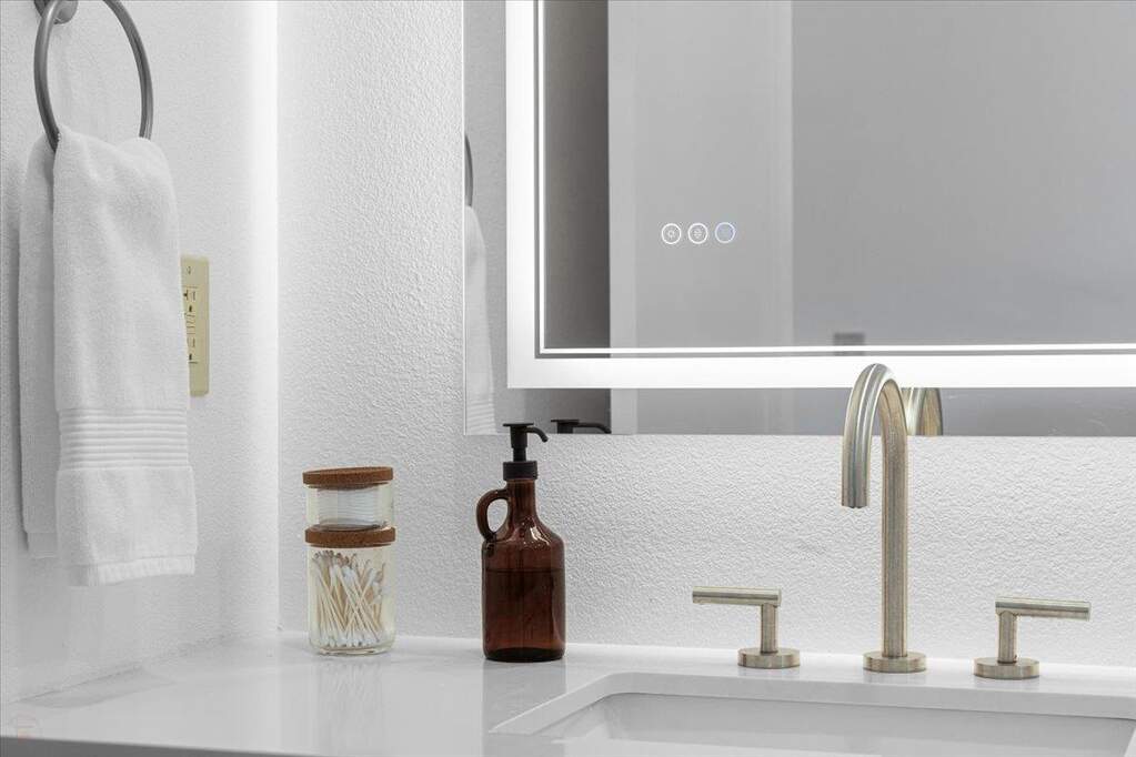 20603 Longridge Court, Groveland, CA 95321